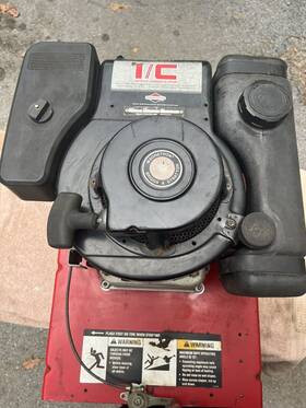 196702 Briggs & Stratton And 8.5 Hp Synchro Balanced I/c Engine Local Pickup Only 196702 Briggs & Stratton And 8.5 Hp Synchro Balanced I/c Engine Local Pickup Only