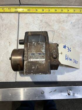 Edison D8135 Magneto Single Cylinder Hot Original Condition