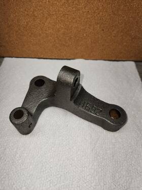 International Harvester H692 6hp Ihc Type M Exhaust Rocker Bracket Miss Gas Engine Magneto Oiler Mccormi