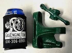 9606t International Havester H762 1 1/2 Hp Ihc M Rocker Arm Repaired And Stand Bracket Miss Gas