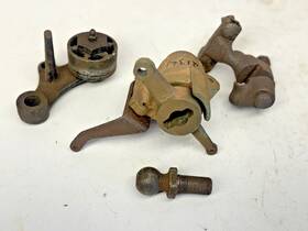 Jacobson U418 Parts Hit And Miss Engine Bulls Eye Front Side Shaft Mount