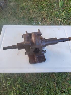 151b11 Johnson Utilimotor Part#51b11 Vintage Crankcase And Crankshaft Part#151b11