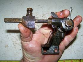 Nelson Brothers 2p-28 Hit Miss Gas Engine Webster Magneto Ignitor Trip Finger Bracket