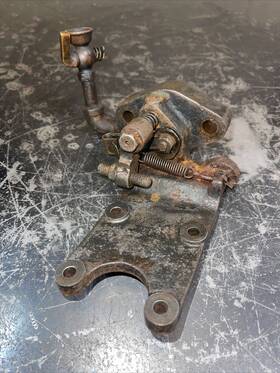 303k19 Webster Antique Stover Magneto Bracket Hit Miss Engine 303k19 Webster Antique Stover Magneto Bracket Hit Miss Engine