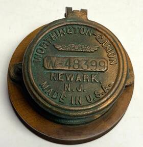 W-48399 Worthington - Gamon Vintage Inch Worthington-gamon Water Meter Brass Cover ..mounted On Wood