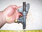 Ihc Type 1/2HP Hit Miss Gas Engine Button Fuel Pump Steam Magneto L5004. Fixed Price $185.95.