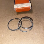 Briggs Vintage Nos 290290 Ring Set Standard For Models I,N,U,WMB,5S,6S. Fixed Price $40.00.