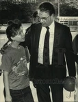 1991 Press Photo Governor Thompson Visiting Silver Spring School, Wisconsin. Fixed Price $24.99.