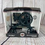 1990 Ertl Mccormick-deering Model Replica Gasoline Engine No. 4351 Boxed. Fixed Price $22.95.