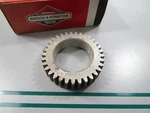 New Oem 261196 Briggs & Stratton Timing Gear 0810. Fixed Price $18.00.